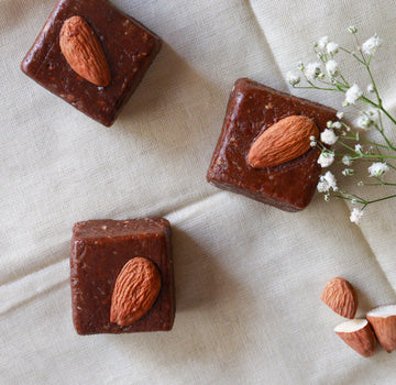 Almond Chocolate Fudge - Khajoor - The Sugarfree Store
